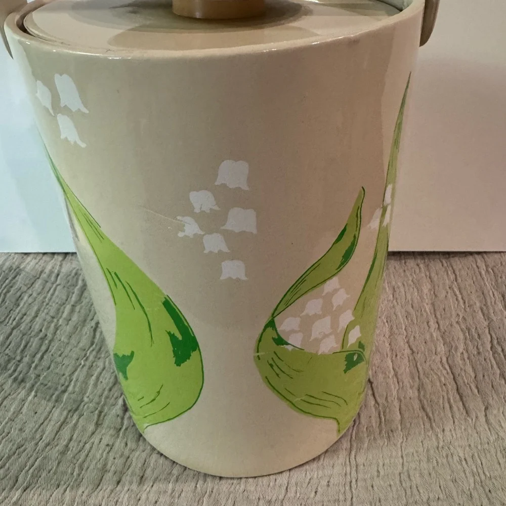 1970s Vintage Gloria Vanderbilt Floral Vinyl Ice Bucket